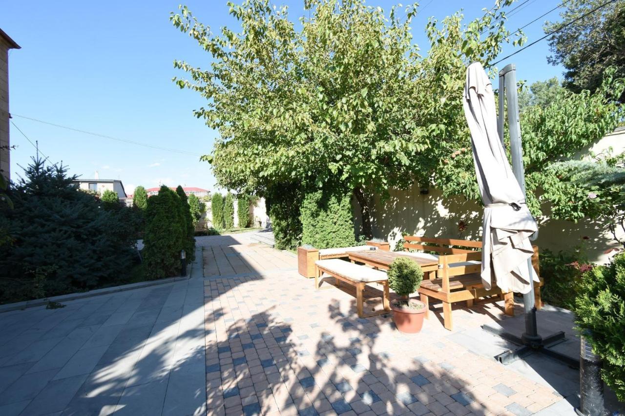 Villa In Nork Yerevan Exterior photo