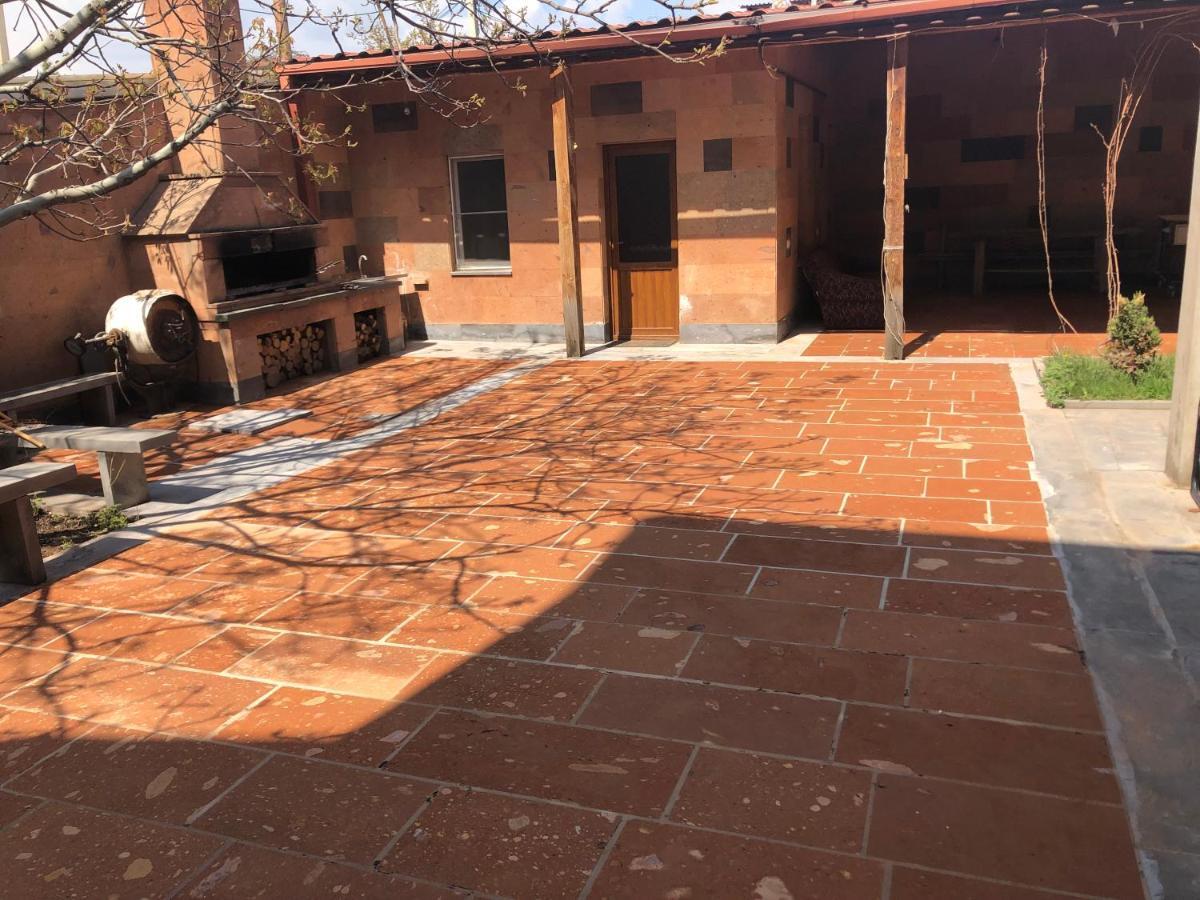 Villa In Nork Yerevan Exterior photo